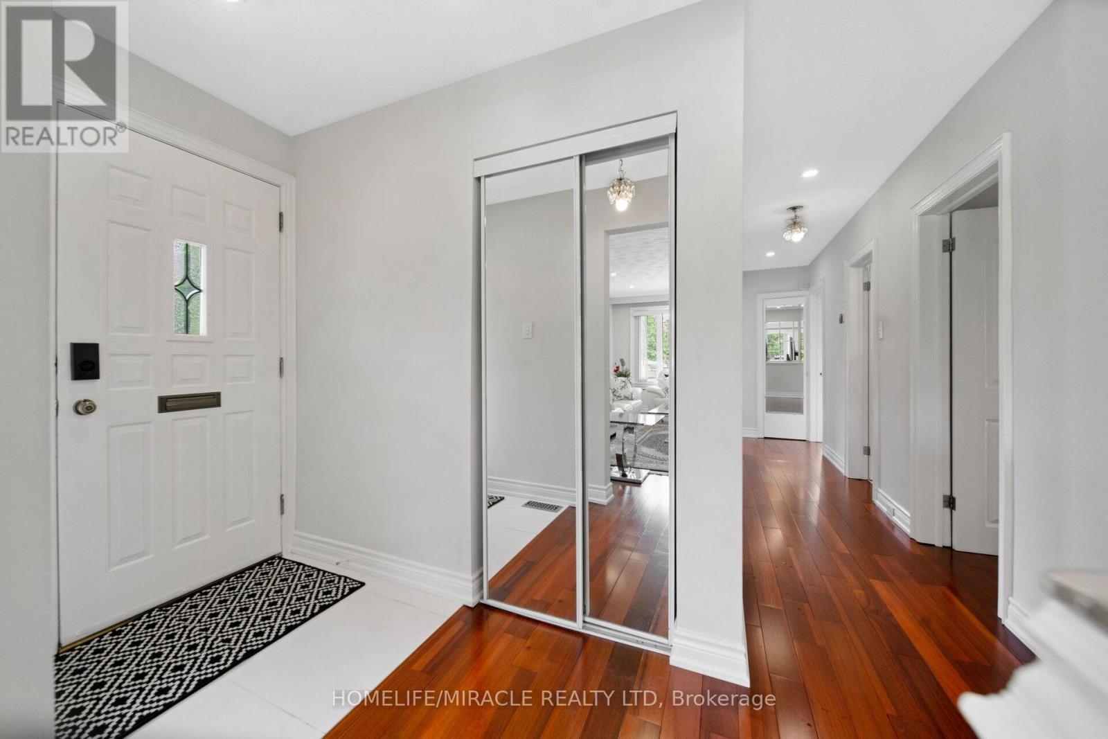 Property at 90 DEANVAR AVENUE image 5