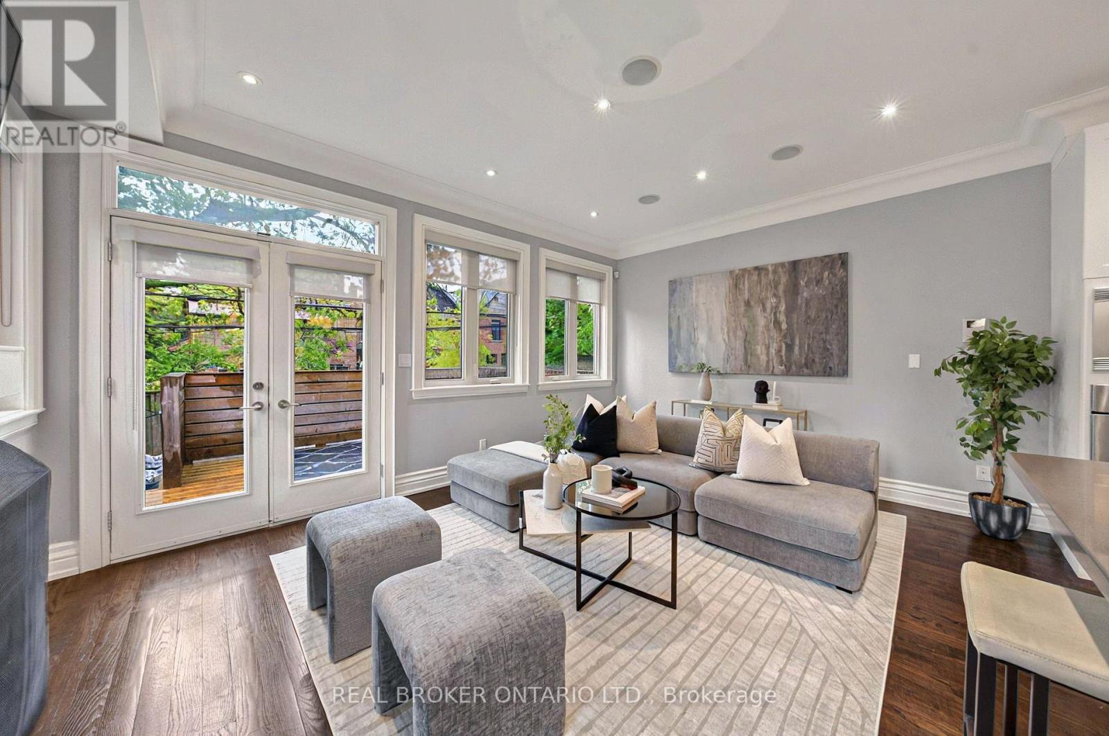 194 Lee Avenue, Toronto (The Beaches), Ontario  M4E 2P3 - Photo 13 - E12176075