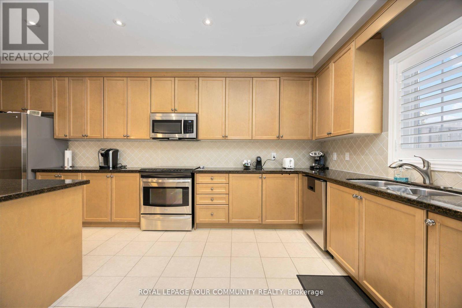 37 - 8900 Bathurst Street, Vaughan (Patterson), Ontario  L4J 8A7 - Photo 17 - N12176023
