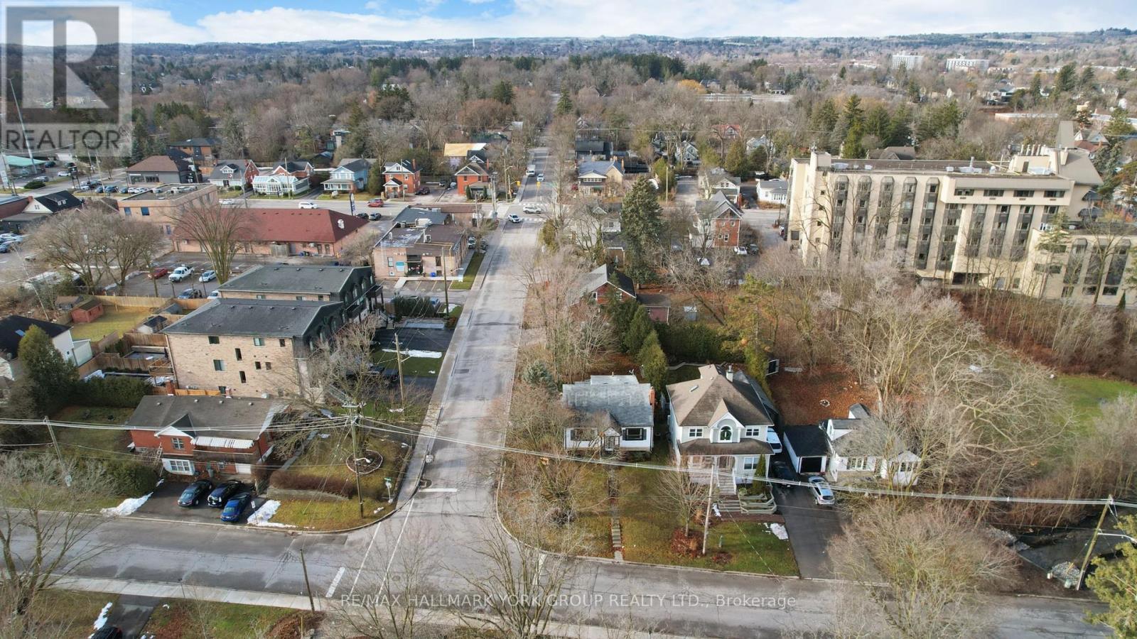 122 Gurnett Street, Aurora, Ontario  L4G 1P6 - Photo 35 - N12176029