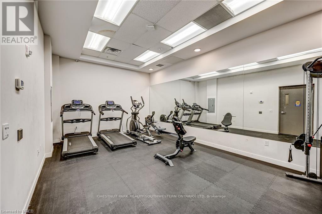 609 - 257 Hemlock Street, Waterloo, Ontario  N2L 3R4 - Photo 6 - X12175846