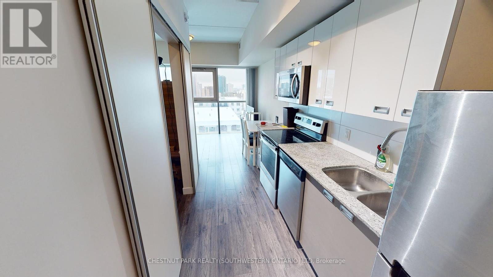 609 - 257 Hemlock Street, Waterloo, Ontario  N2L 3R4 - Photo 9 - X12175846
