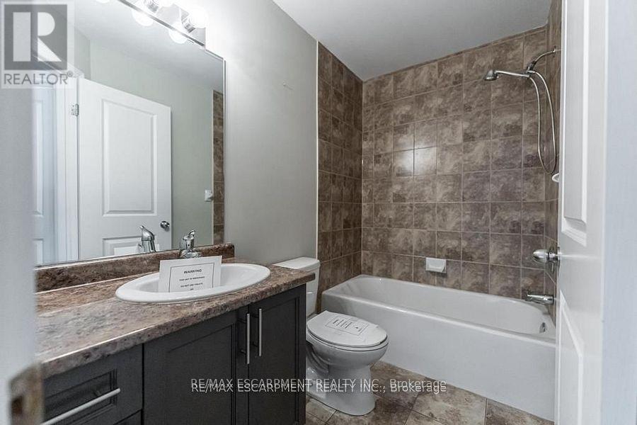 63 Crossings Way, Hamilton, Ontario  L0R 1P0 - Photo 20 - X12175852