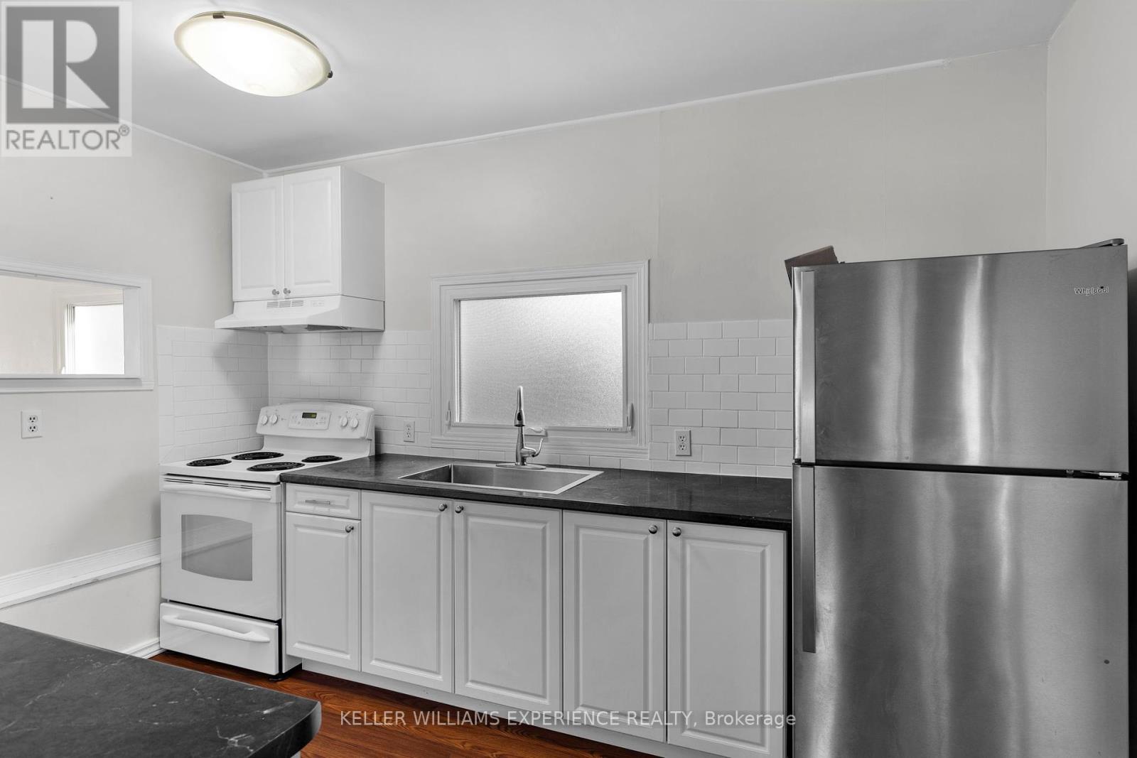 3 Courtland Street, Orillia, Ontario  L3V 1A4 - Photo 11 - S12175977