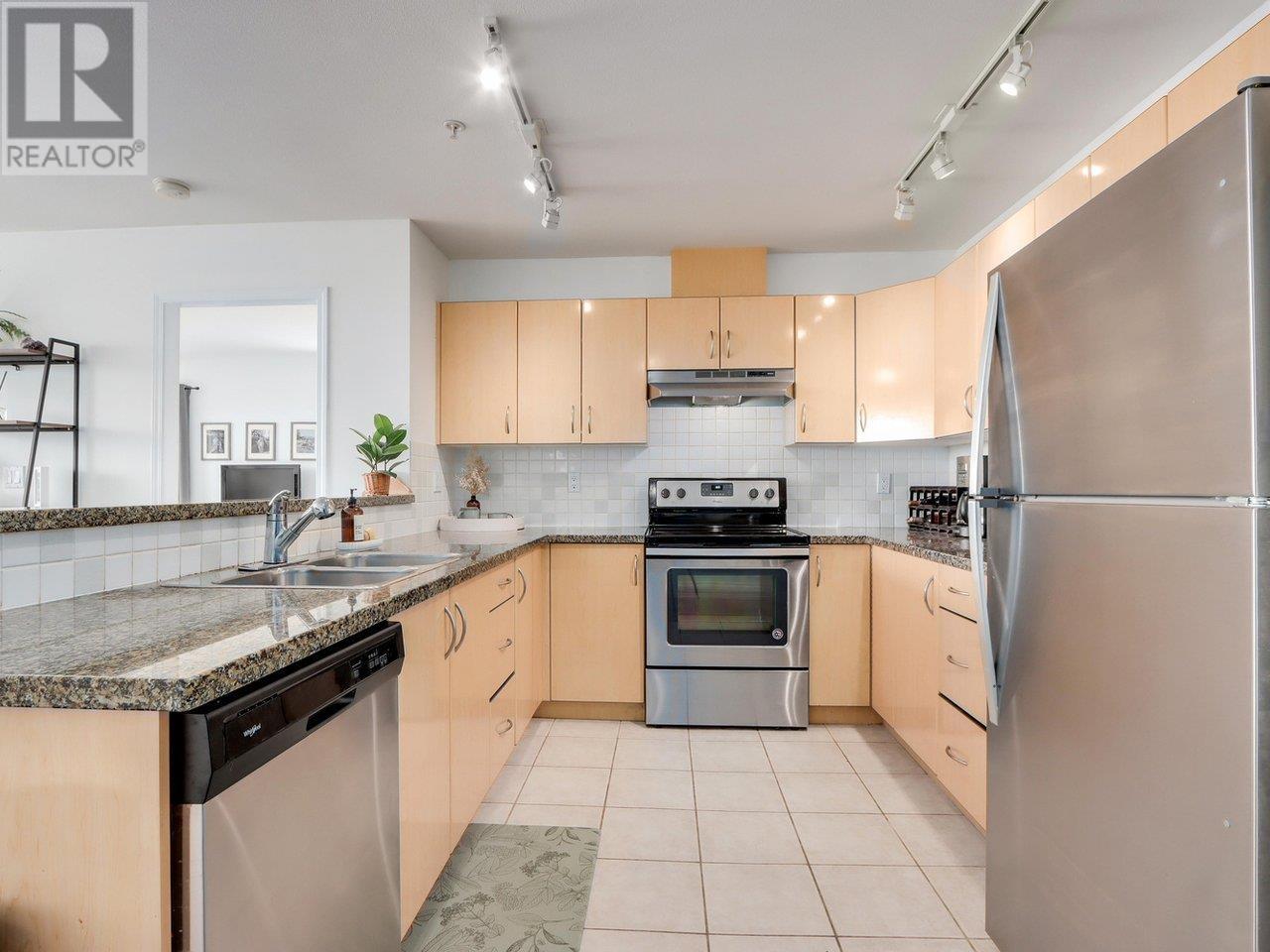 306 305 Lonsdale Avenue, North Vancouver, British Columbia  V7M 2G3 - Photo 15 - R3006869