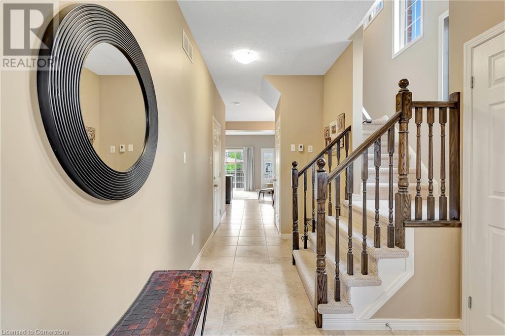 869 Laurelwood Drive, Waterloo, Ontario  N2V 2X8 - Photo 16 - 40734102