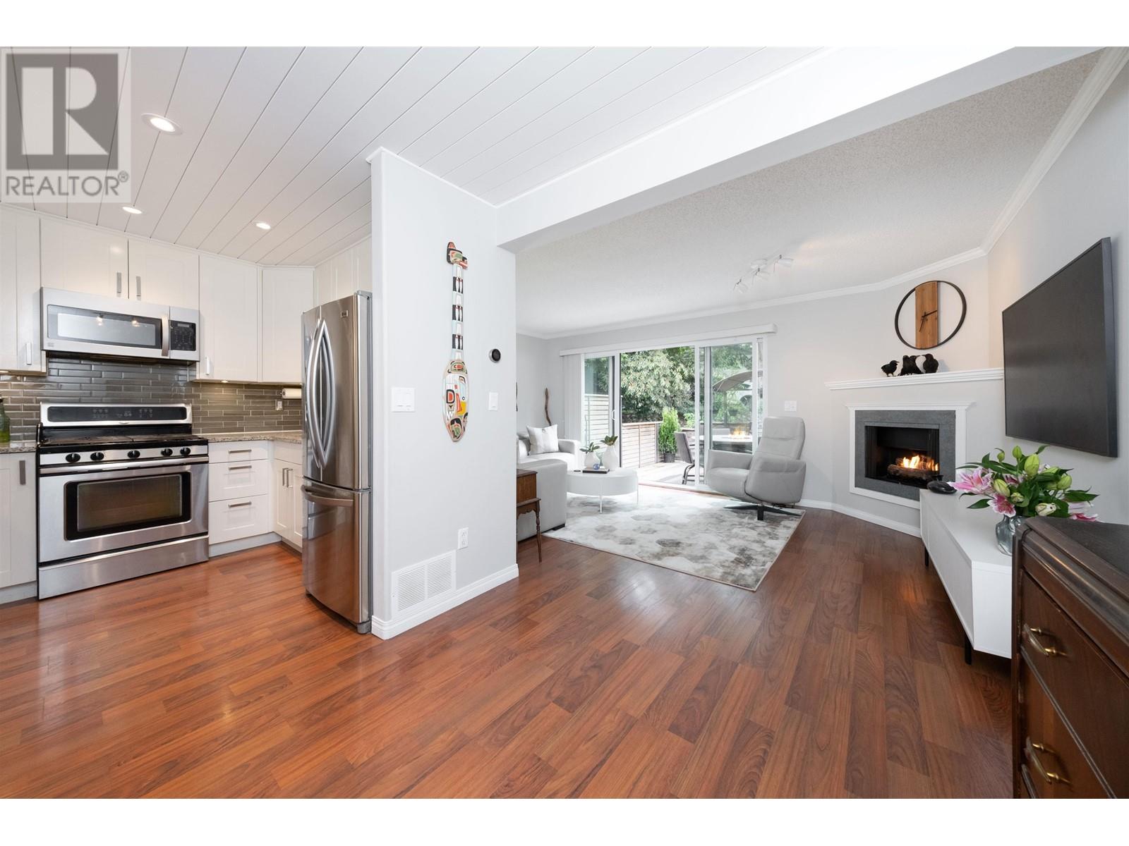 53 1930 CEDAR VILLAGE CRESCENT, North Vancouver, British Columbia