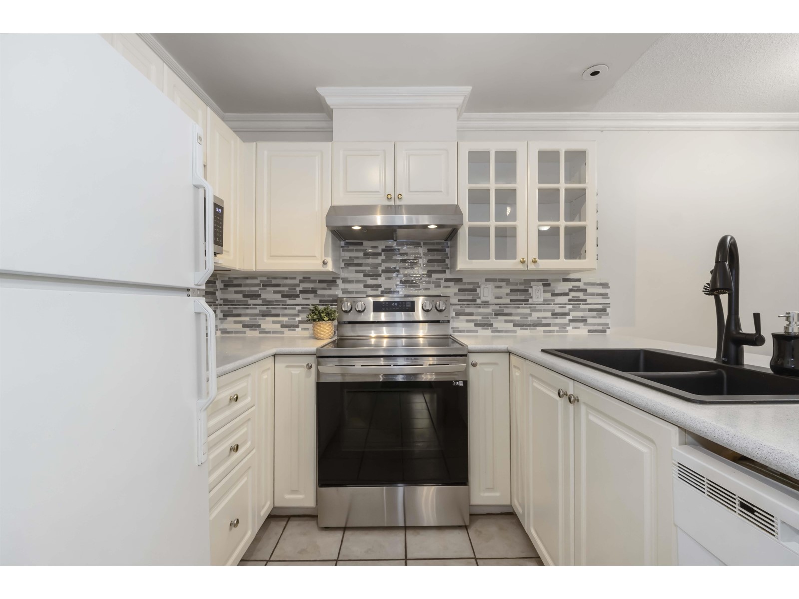 108 15150 108 Avenue, Surrey, British Columbia  V3R 0V1 - Photo 10 - R3007640