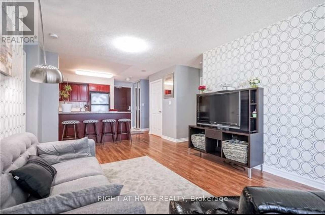 208 - 335 Rathburn Road W, Mississauga (Creditview), Ontario  L5B 0C8 - Photo 12 - W12175972