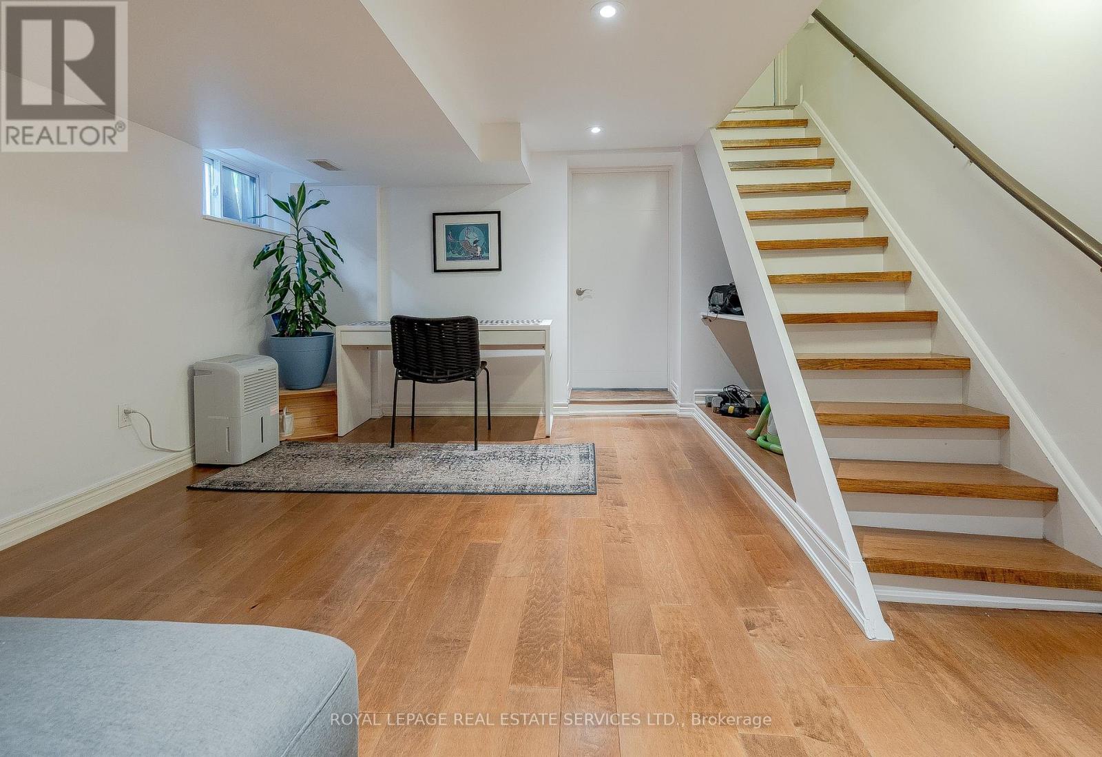 1128 Roselawn Avenue, Toronto (Briar Hill-Belgravia), Ontario  M6B 1C4 - Photo 26 - W12176008