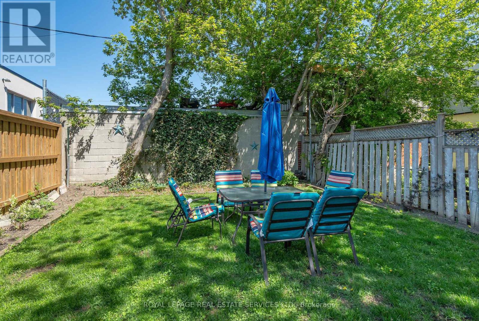 1128 Roselawn Avenue, Toronto (Briar Hill-Belgravia), Ontario  M6B 1C4 - Photo 32 - W12176008