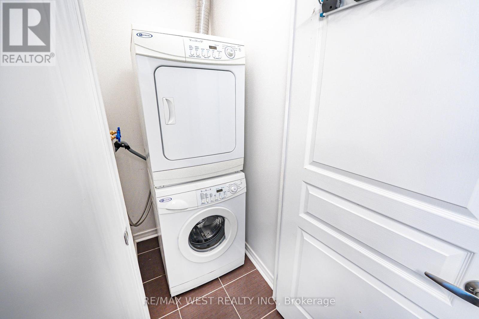 2102 - 15 Legion Road, Toronto (Mimico), Ontario  M8V 0A9 - Photo 22 - W12176022