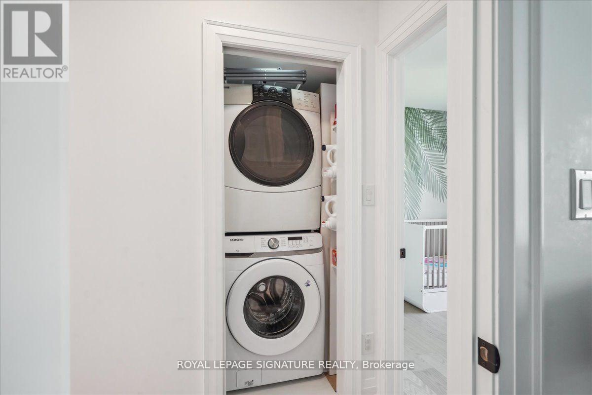 1254 Epton Crescent, Mississauga, Ontario  L5J 1R8 - Photo 17 - W12176037