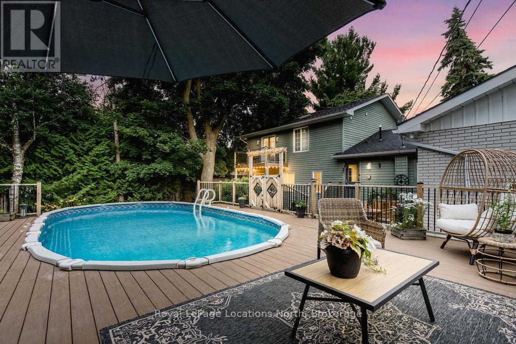 221 Jane Street, Clearview, Ontario  L0M 1S0 - Photo 4 - S12176085