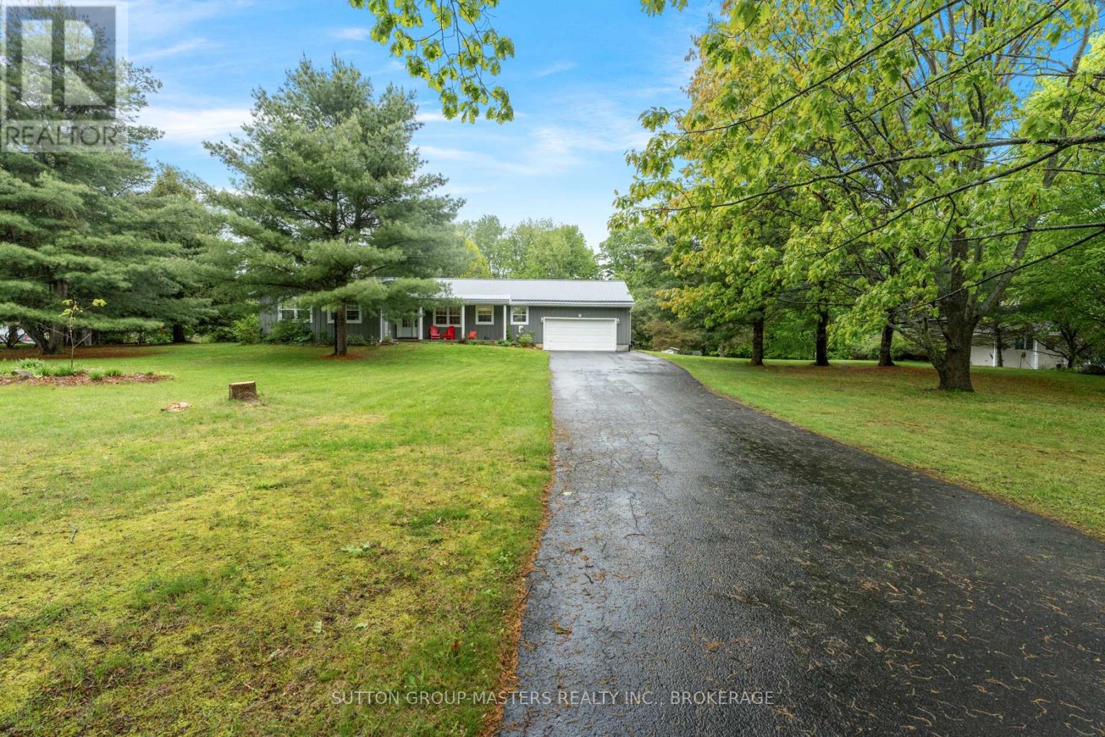 7 Mill Street, Westport, Ontario  K0G 1X0 - Photo 2 - X12176191