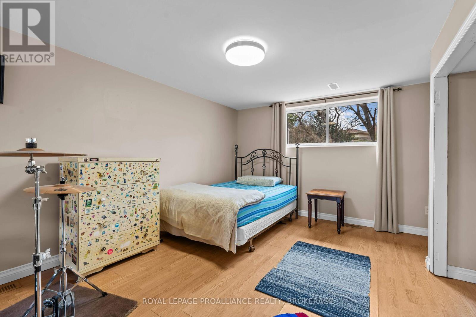 1045 Lawton Place, Kingston (North Of Taylor-Kidd Blvd), Ontario  K7P 1M2 - Photo 40 - X12176209