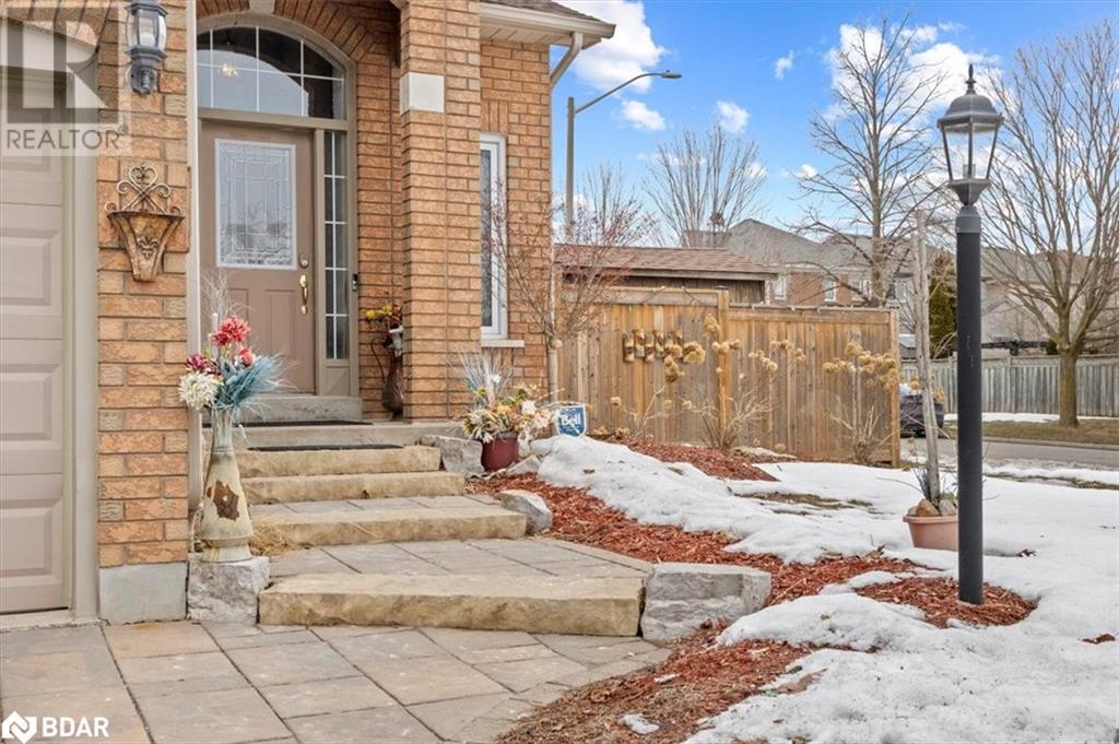 16 Goodwin Avenue, Bowmanville, Ontario  L1C 4Z4 - Photo 3 - 40733339