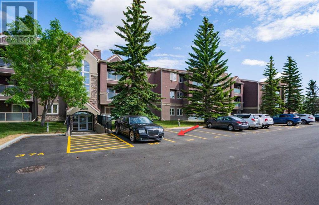 Property at 2821, 3400 Edenwold Heights NW image 2