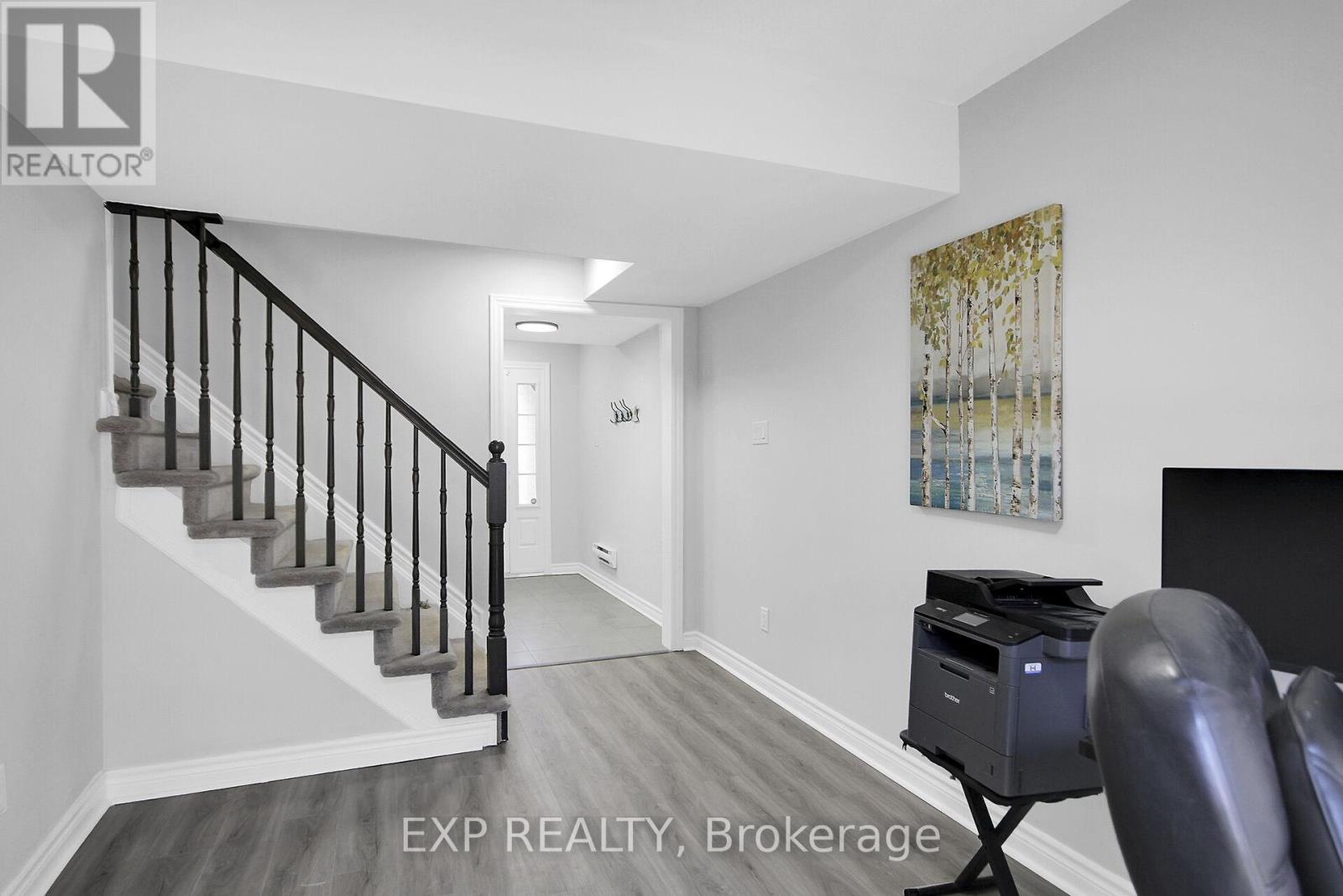 113 Gelderland Private, Ottawa, Ontario  K2V 0H8 - Photo 4 - X12176118