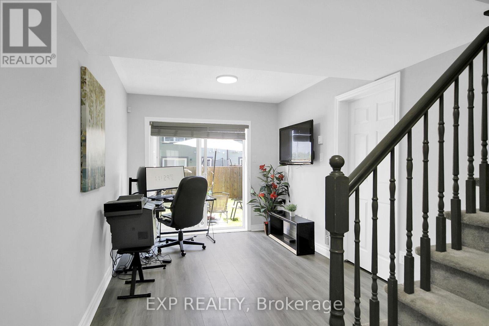 113 Gelderland Private, Ottawa, Ontario  K2V 0H8 - Photo 6 - X12176118