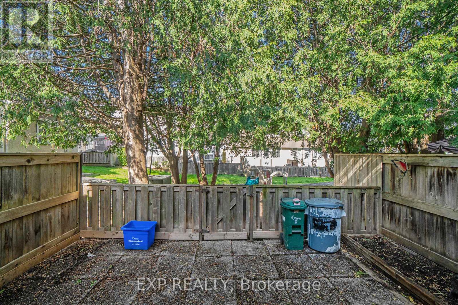 1332 Lassiter Terrace, Ottawa, Ontario  K1J 8N2 - Photo 16 - X12176124