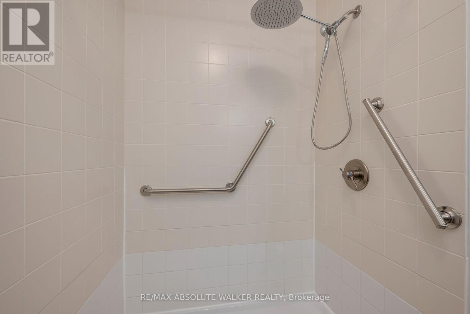 214 Voie De Brouage Way, Ottawa, Ontario  K4A 0Y5 - Photo 24 - X12176163