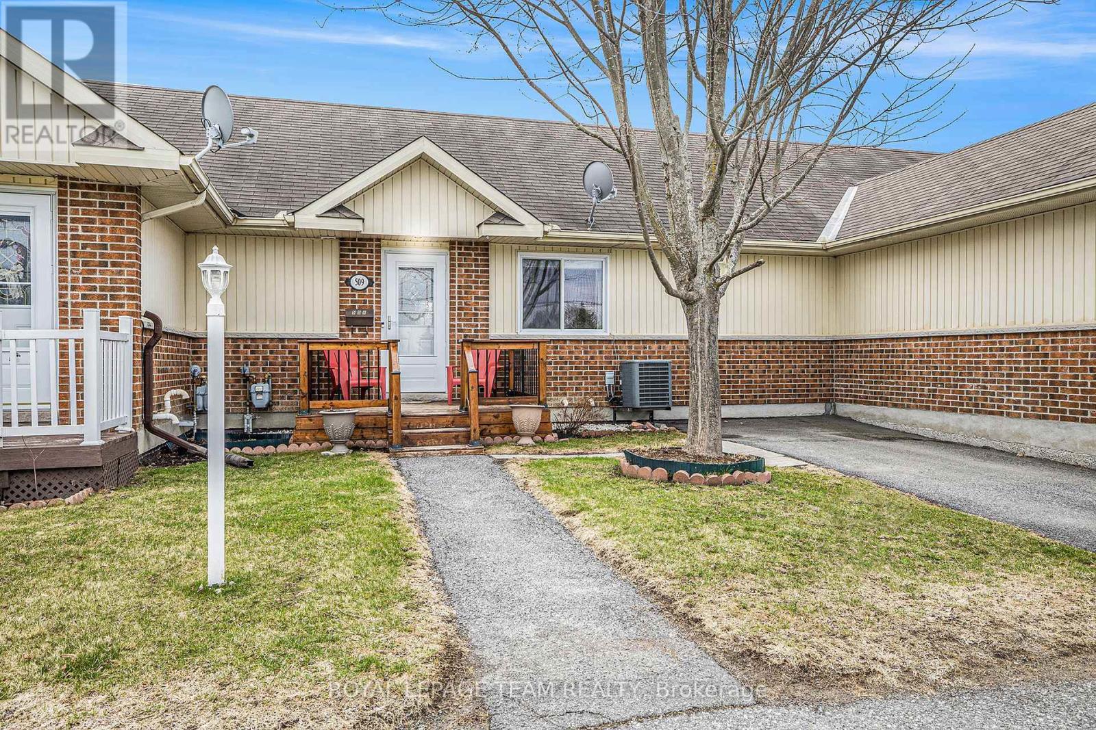 509 Pumpkin Patch Private, Ottawa, Ontario  K0A 2Z0 - Photo 2 - X12176199