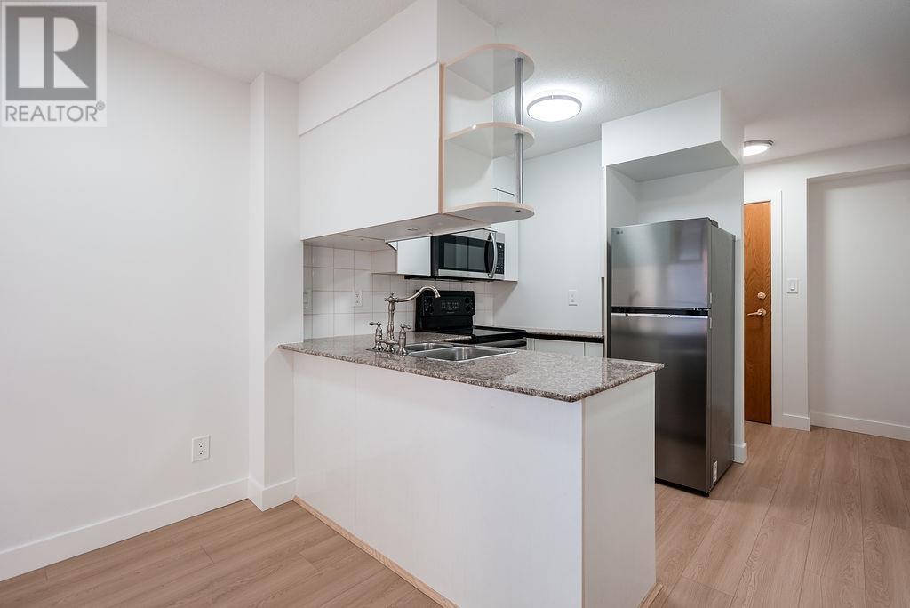 701 1189 Howe Street, Vancouver, British Columbia  V6Z 2X4 - Photo 6 - R3007300