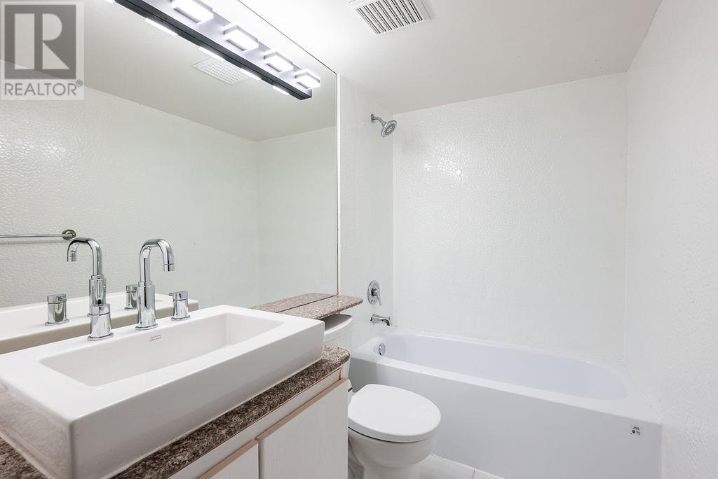 701 1189 Howe Street, Vancouver, British Columbia  V6Z 2X4 - Photo 15 - R3007300