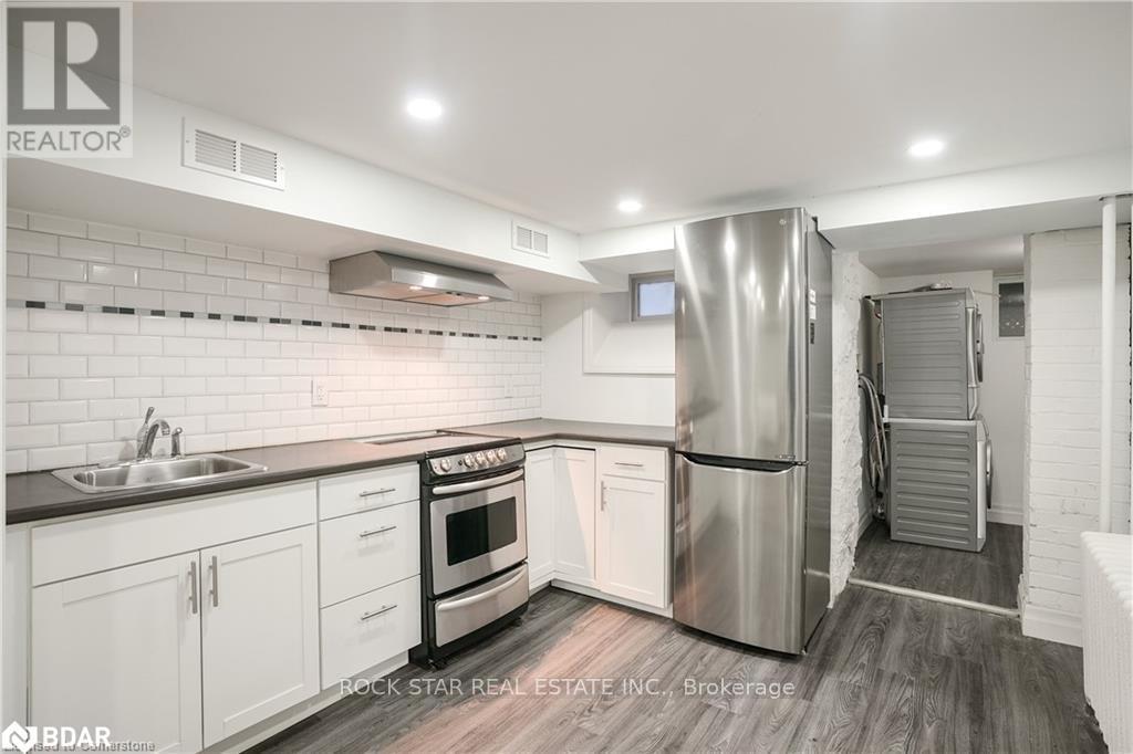 3 - 115 Balsam Avenue S, Hamilton (St. Clair), Ontario  L8M 3B1 - Photo 11 - X12176059
