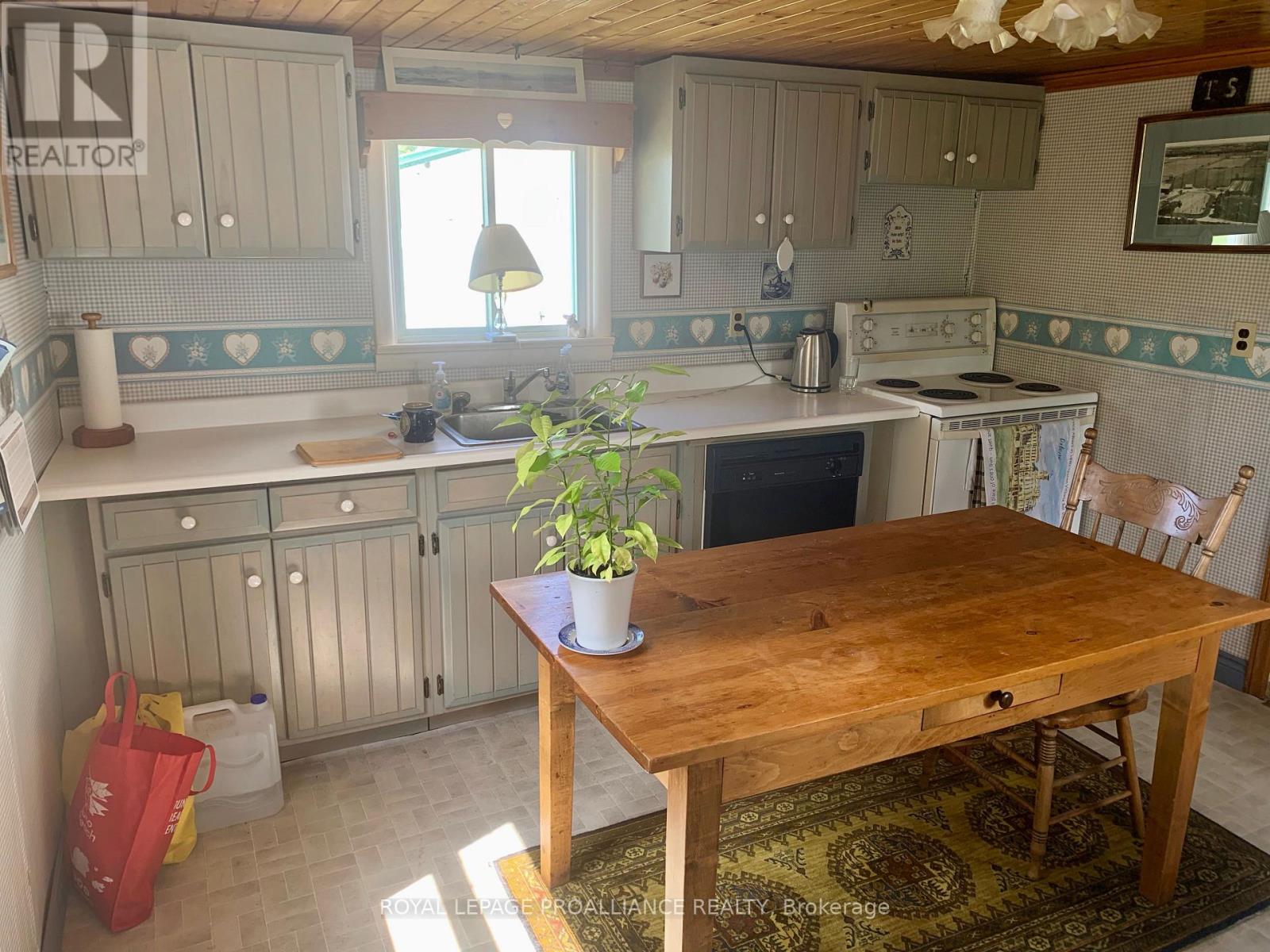 783 Wilson Road, Prince Edward County, Ontario  K0K 1G0 - Photo 20 - X12171442