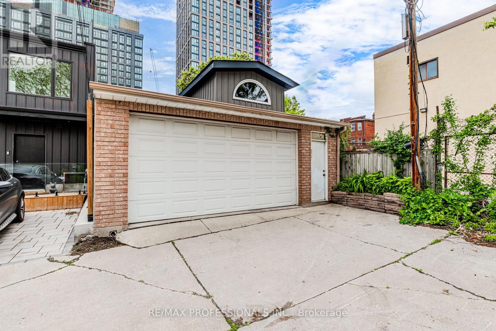 999 Dufferin Street, Toronto, Ontario  M6H 4B2 - Photo 31 - C12175851