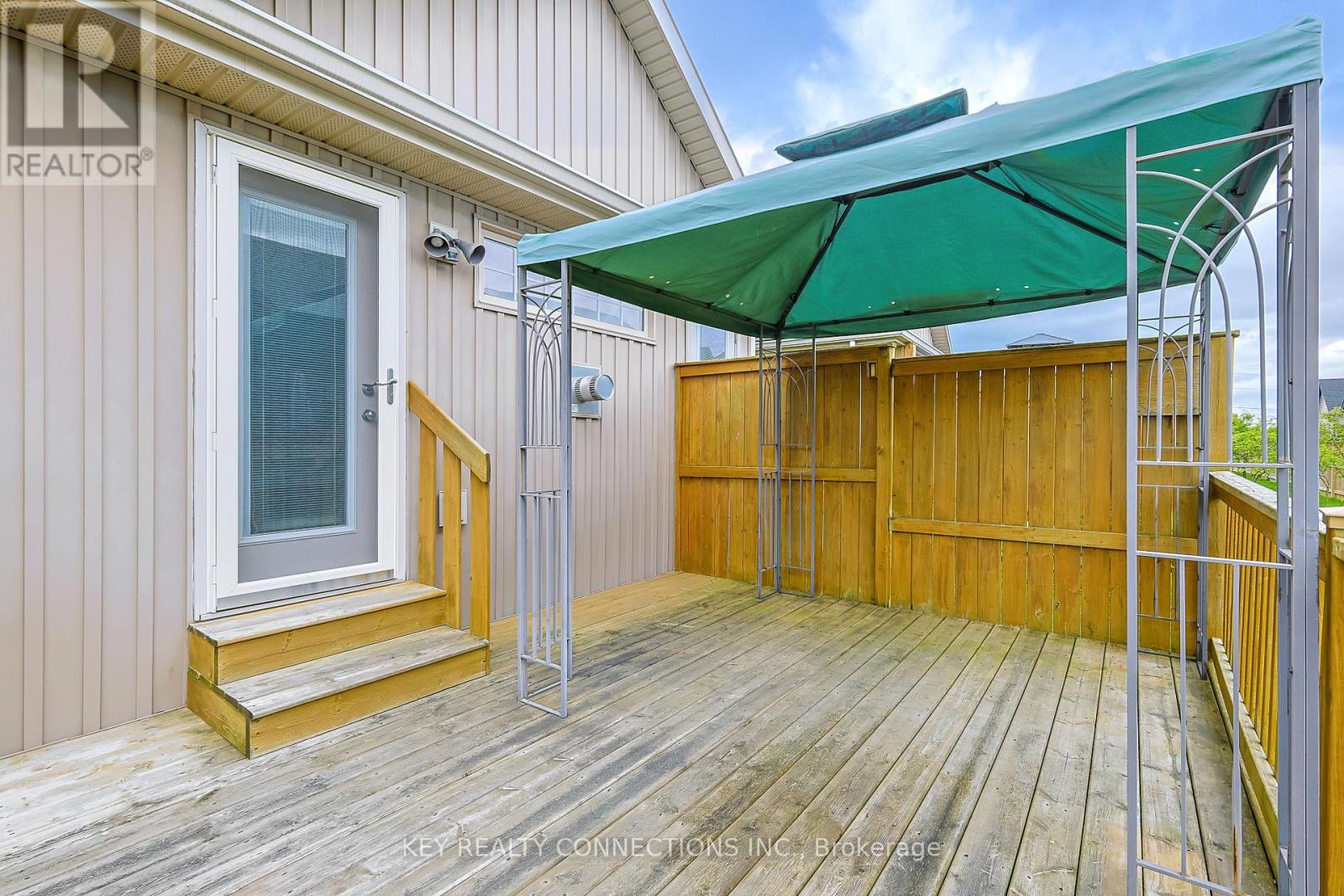 11 - 603 Welland Avenue, St. Catharines, Ontario  L2M 0A6 - Photo 47 - X12109377