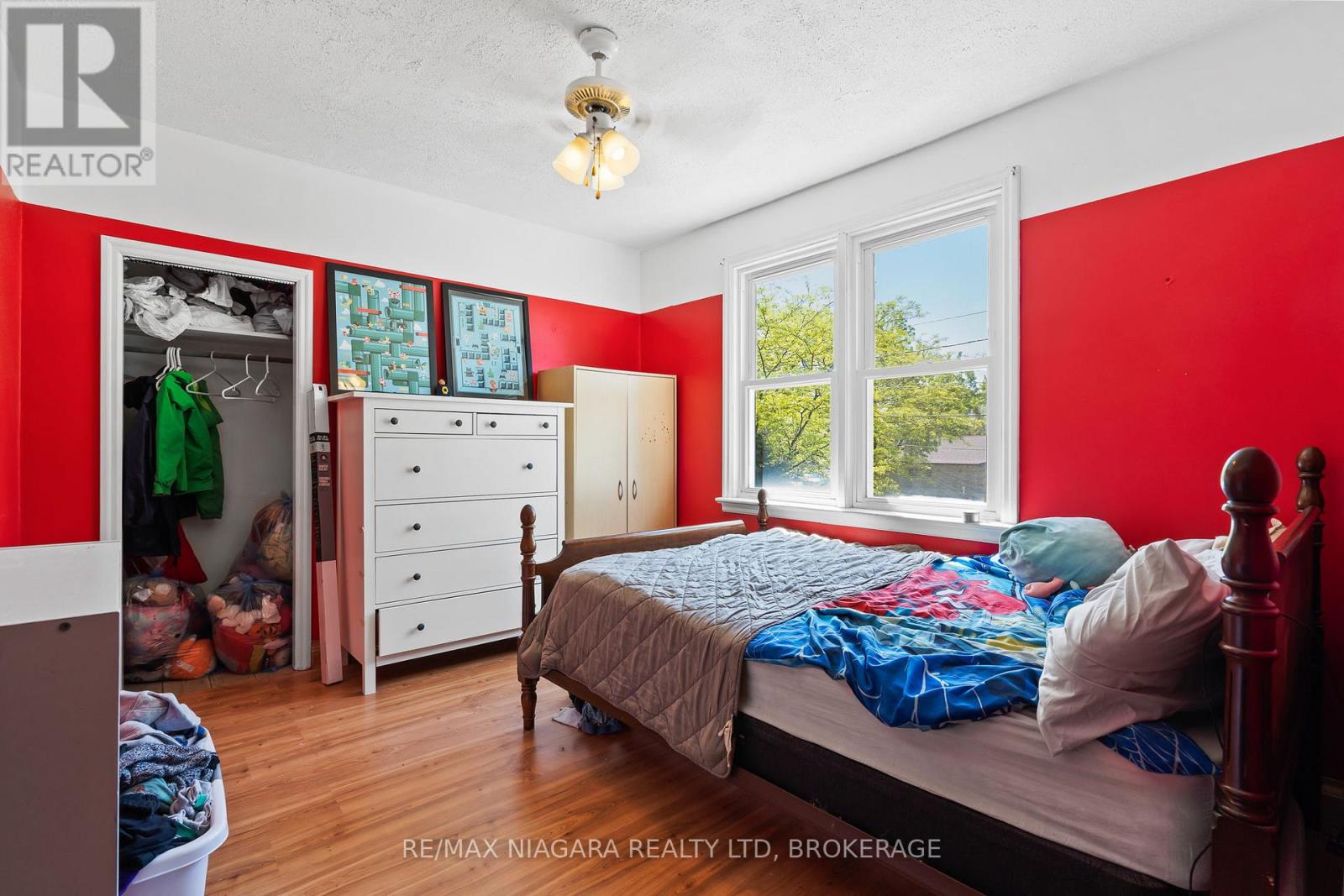 39 Seymour Avenue, St. Catharines, Ontario  L2P 1A5 - Photo 16 - X12176186