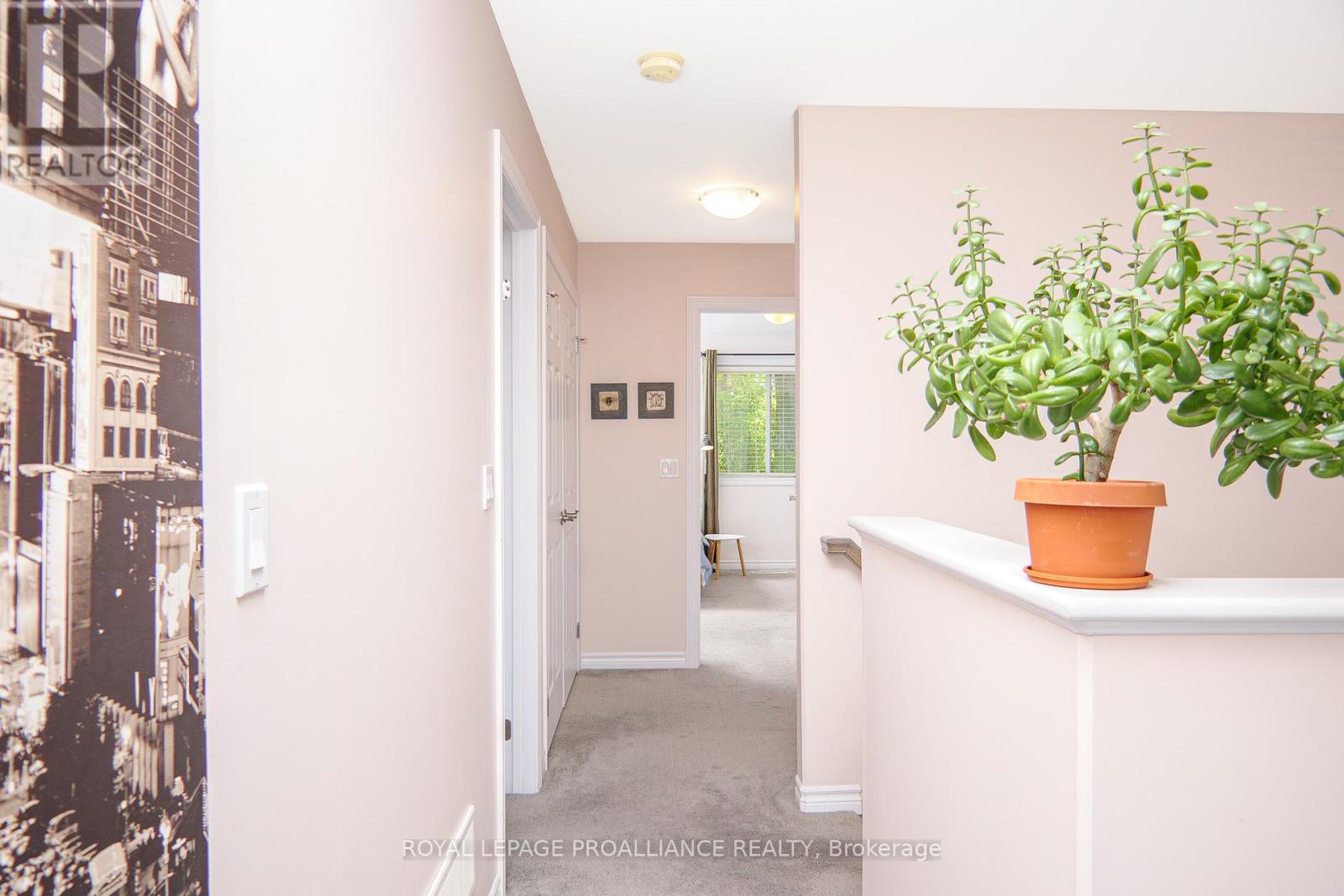16 Nottingham Court, Quinte West, Ontario K8V 0E7 - Photo 17 - X12176102