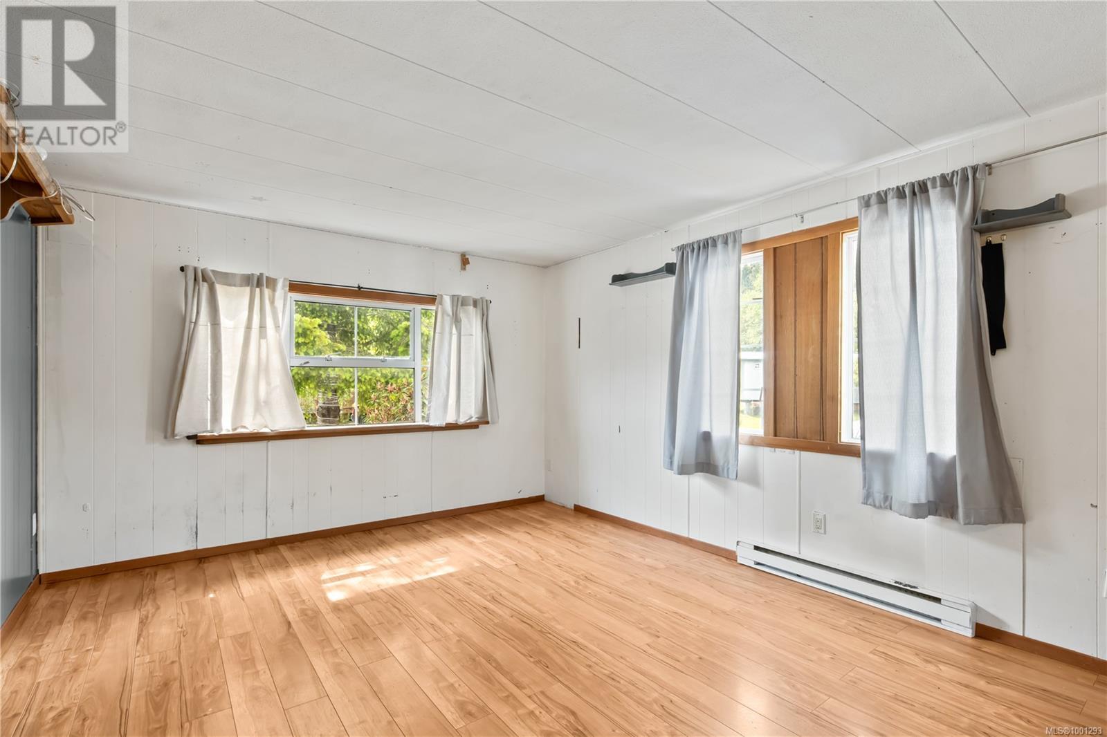 487 Orca Cres, Ucluelet, British Columbia  V0R 3A0 - Photo 4 - 1001293