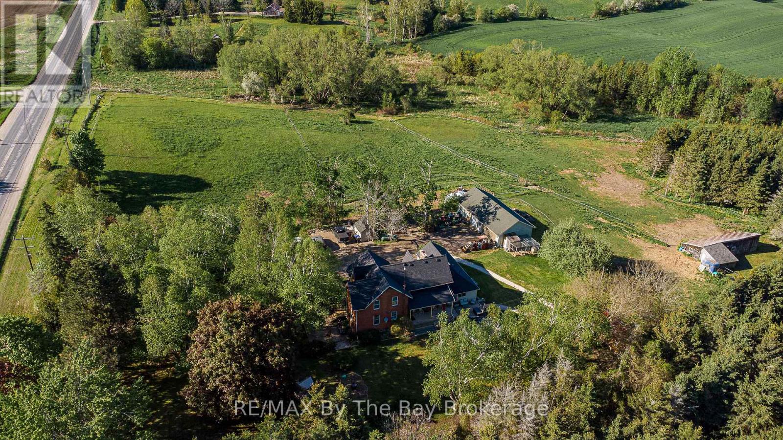2553 County 42 Road, Clearview, Ontario  L0M 1S0 - Photo 33 - S12022484