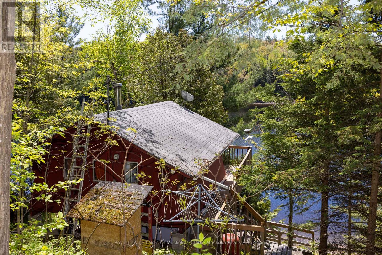 1083 Harrison Trail, Georgian Bay, Ontario  P0C 1H0 - Photo 2 - X12158460