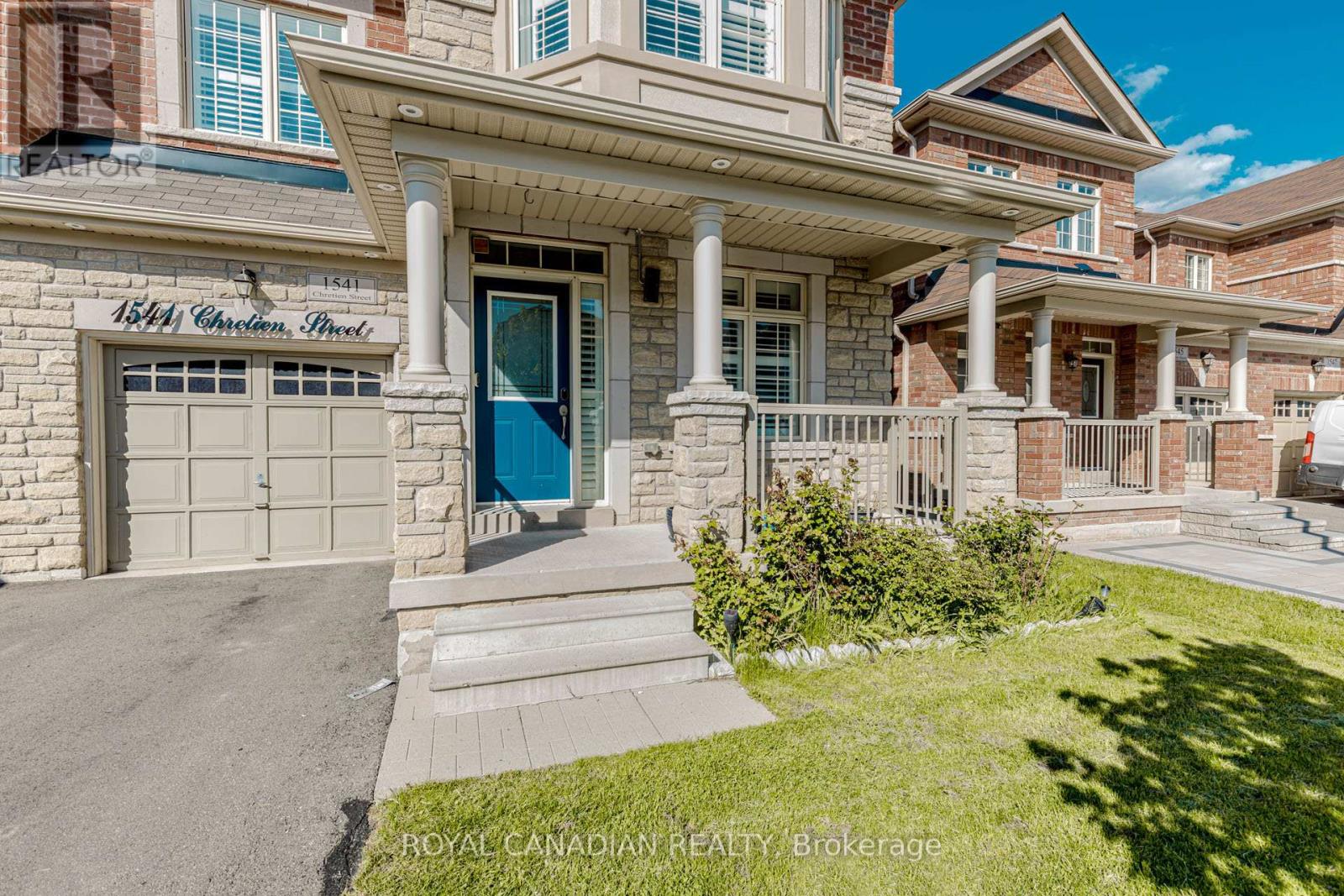 1541 Chretien Street, Milton, Ontario  L9E 1H2 - Photo 2 - W12135510
