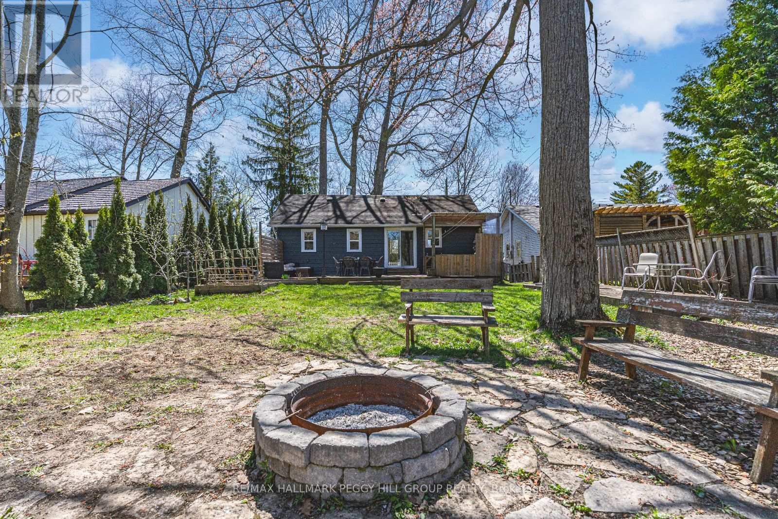 1939 Tiny Beaches Road S, Tiny, Ontario  L0L 1P1 - Photo 18 - S12148124