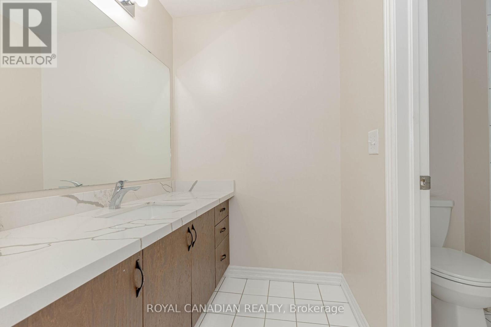1541 Chretien Street, Milton, Ontario  L9E 1H2 - Photo 33 - W12135510