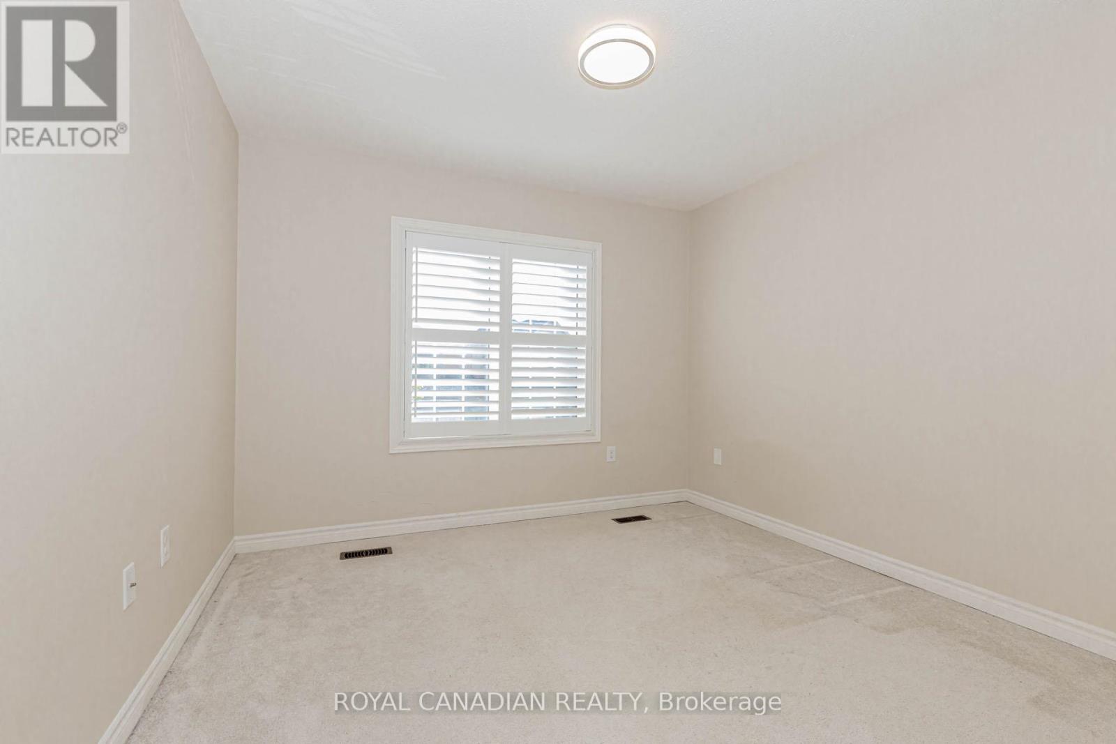1541 Chretien Street, Milton, Ontario  L9E 1H2 - Photo 39 - W12135510