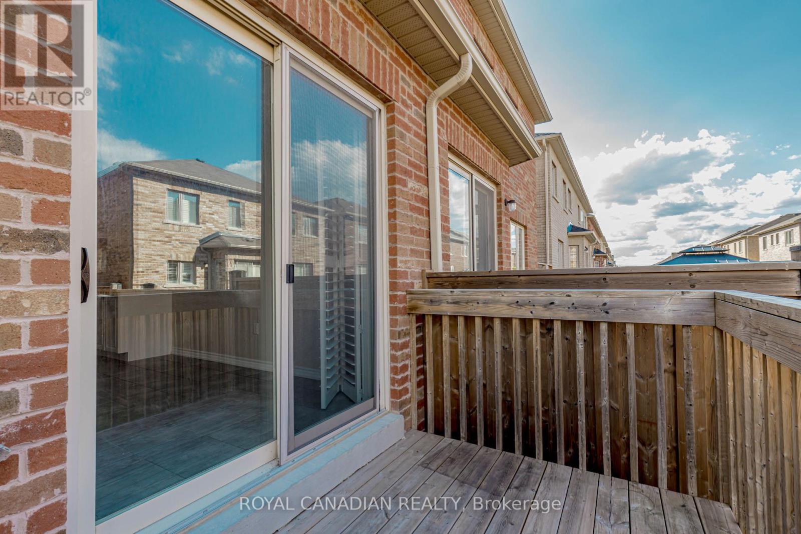 1541 Chretien Street, Milton, Ontario  L9E 1H2 - Photo 45 - W12135510