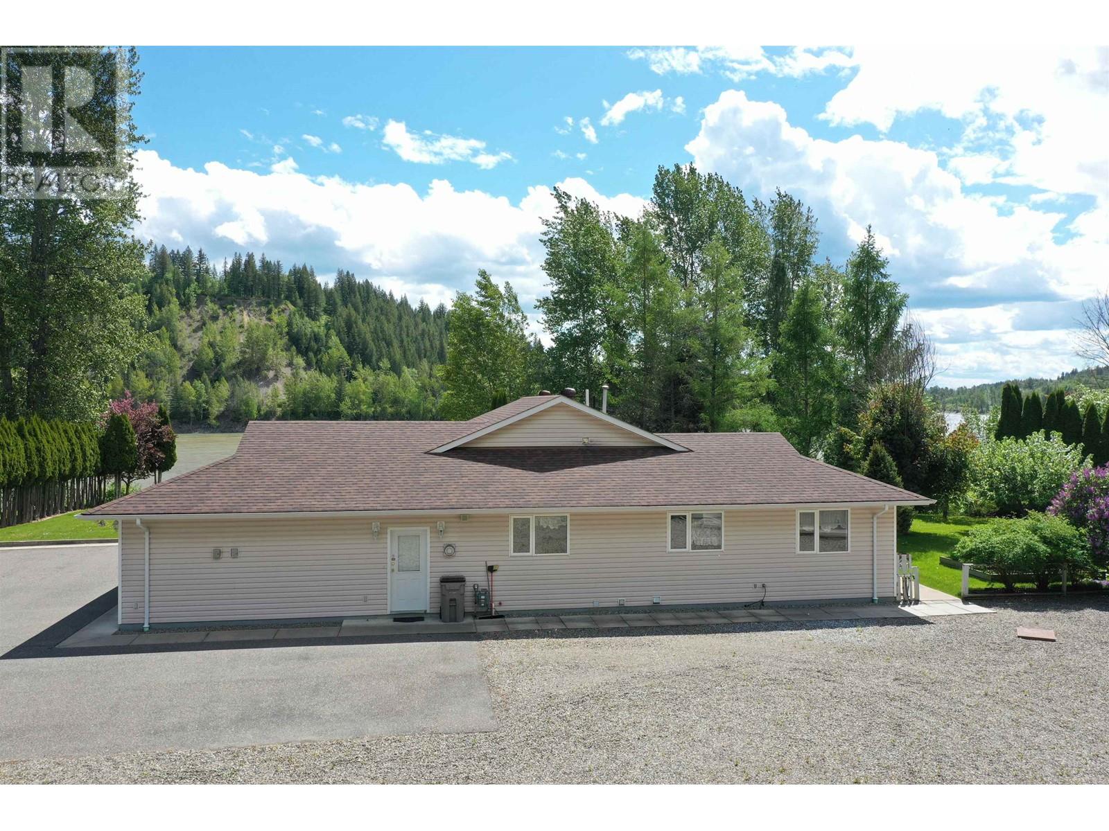 Property at 620 ANTLER ROAD image 3