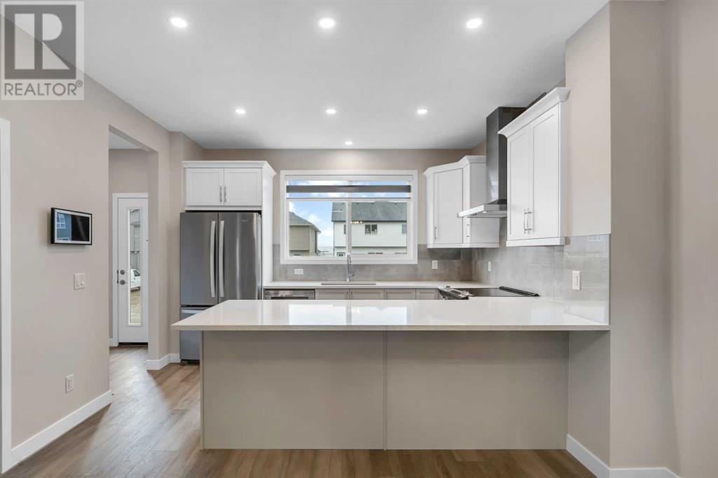 25 Mitchell Road Nw, Calgary, Alberta  T3R 2B5 - Photo 4 - A2214019