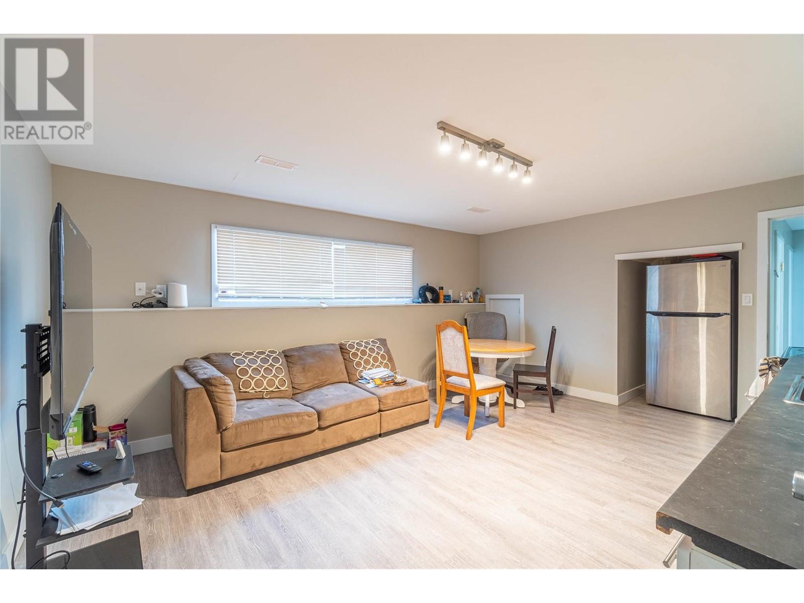 1569 Westmount Drive, Kamloops, British Columbia  V2B 6A1 - Photo 16 - 10349560