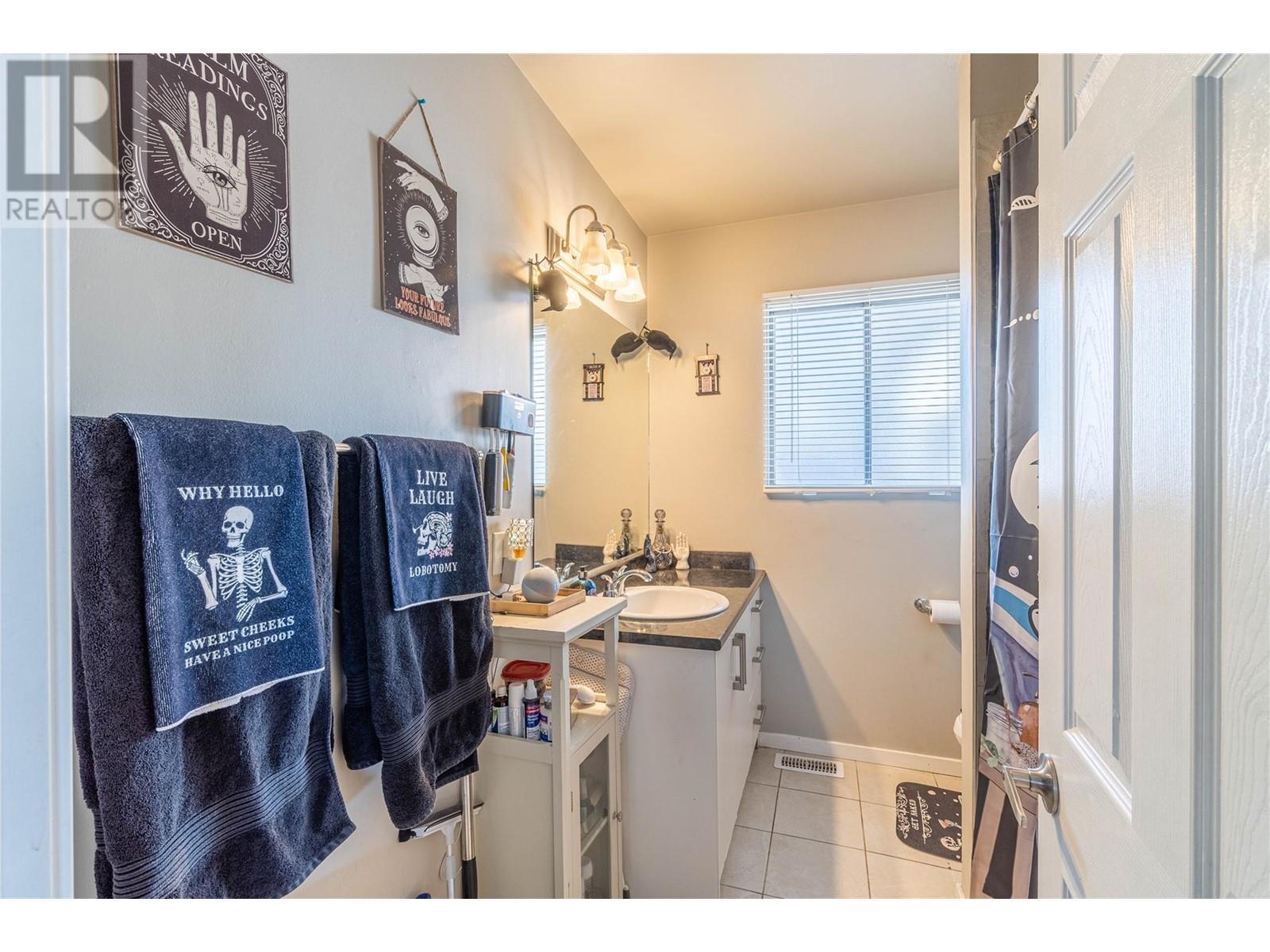 1569 Westmount Drive, Kamloops, British Columbia  V2B 6A1 - Photo 12 - 10349560