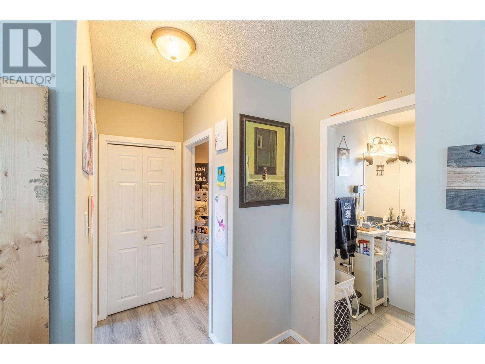 1569 Westmount Drive, Kamloops, British Columbia  V2B 6A1 - Photo 11 - 10349560