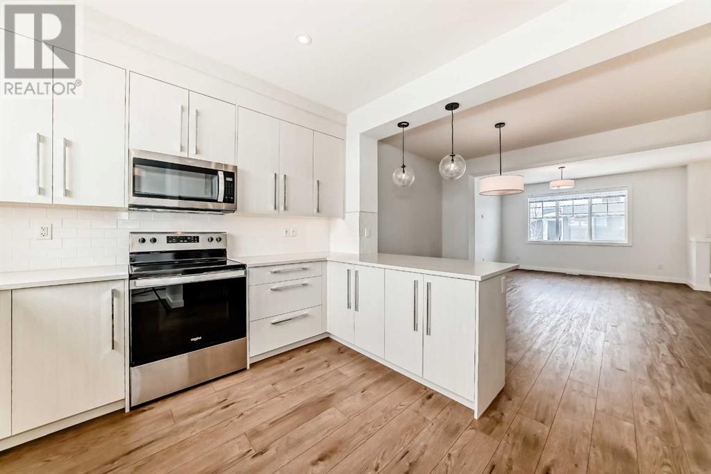 106 Dawson Harbour Grove, Chestermere, Alberta  T1X 2S4 - Photo 12 - A2204273