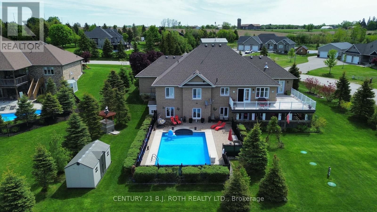 10 Brolley Crescent, Essa, Ontario  L0L 2N2 - Photo 34 - N12127056